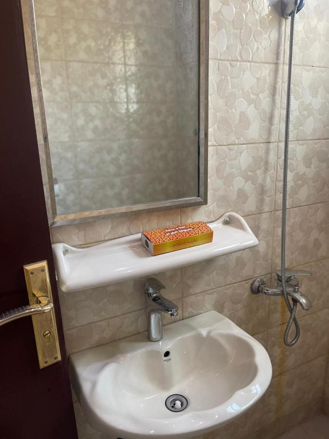 Spacious Apartments At Basla St 3 Mins From King Fahd Stadium Riyad Extérieur photo