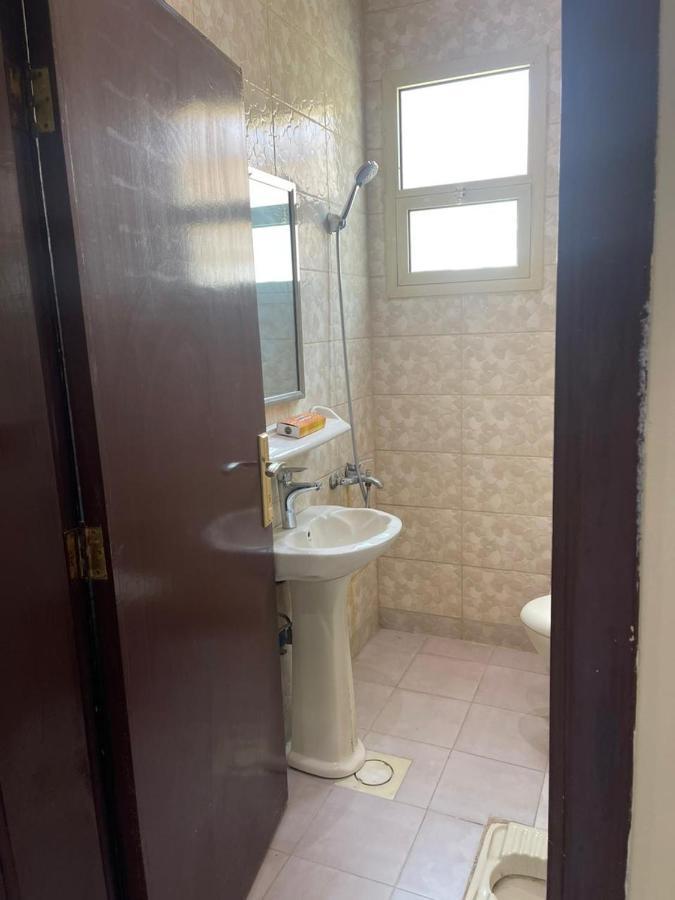 Spacious Apartments At Basla St 3 Mins From King Fahd Stadium Riyad Extérieur photo