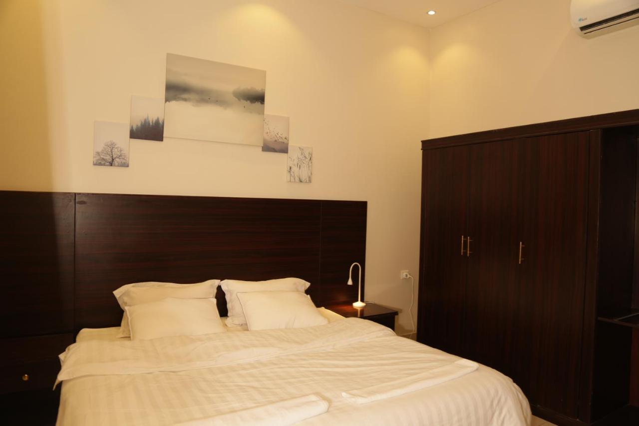 Spacious Apartments At Basla St 3 Mins From King Fahd Stadium Riyad Extérieur photo