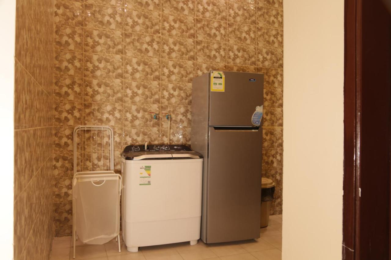 Spacious Apartments At Basla St 3 Mins From King Fahd Stadium Riyad Extérieur photo