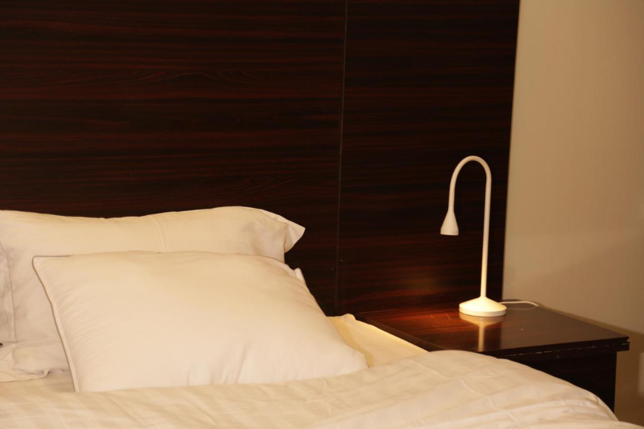 Spacious Apartments At Basla St 3 Mins From King Fahd Stadium Riyad Extérieur photo